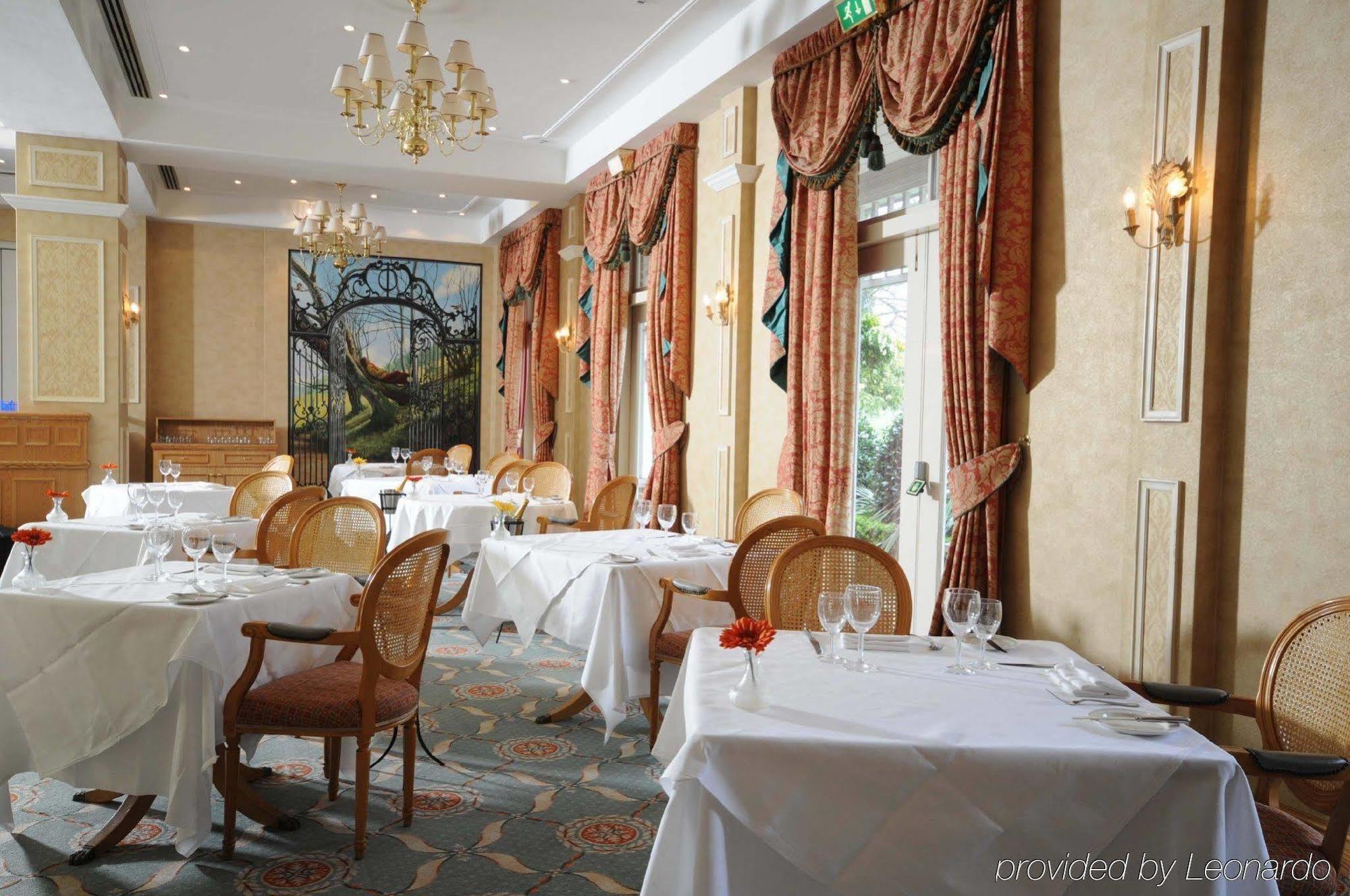 Coulsdon Manor Hotel And Golf Club London Borough of London Borough of Croydon Exterior foto